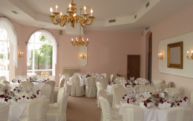 Schlosshotel Herrenstein, Salon zur Hochzeit